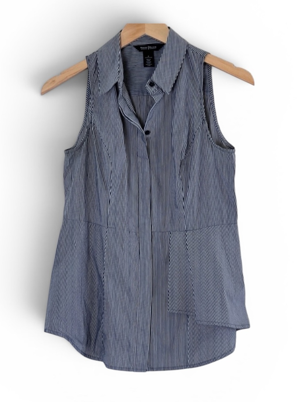 White House | Like new striped sleeveless button down shirt ruffle front size 4